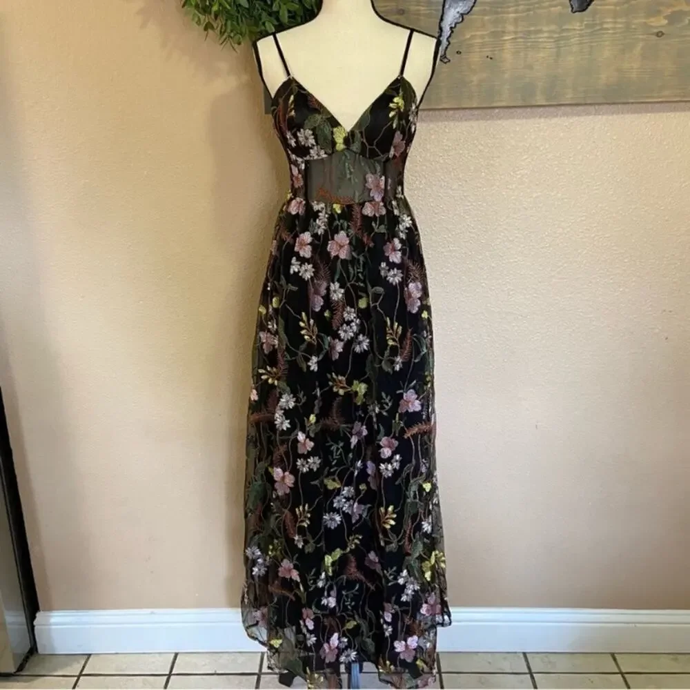 NWOT Lulus Radiant Fantasy Black Floral Embroidered Tulle Maxi Dress